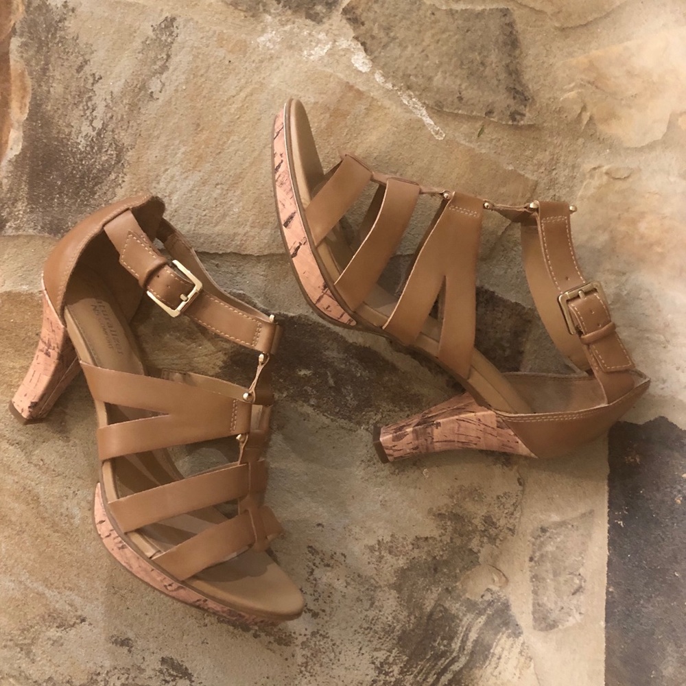 Naturalizer Sandals